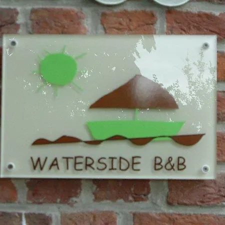 Bed & Breakfast Waterside *